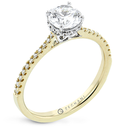 Engagement Ring in 14k Gold with Diamonds