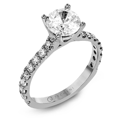 Engagement Ring in 14k Gold with Diamonds