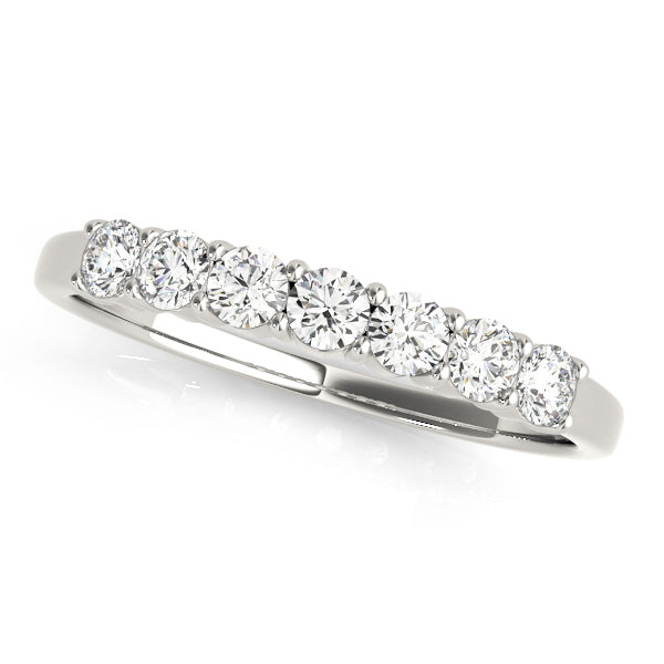 Platinum 1/15 ct tw Diamond Wedding Ring
