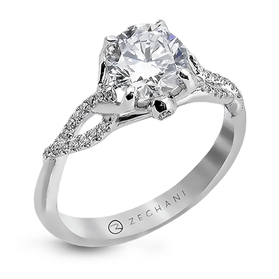 Engagement Ring in 14k Gold with Diamonds