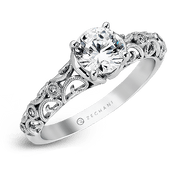 Engagement Ring in 14k Gold with Diamonds