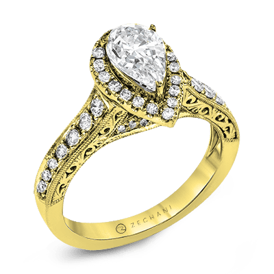 Engagement Ring in 14k Gold with Diamonds