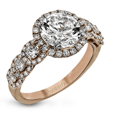 Engagement Ring in 14k Gold with Diamonds