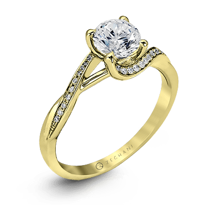 Engagement Ring in 14k Gold with Diamonds