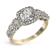 Engagement Ring in 14k Gold with Diamonds