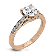 Engagement Ring in 14k Gold with Diamonds