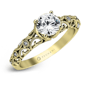 Engagement Ring in 14k Gold with Diamonds