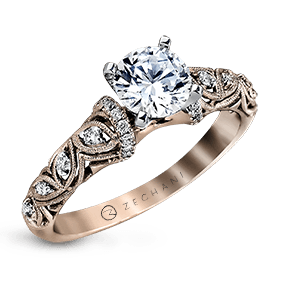 Engagement Ring in 14k Gold with Diamonds