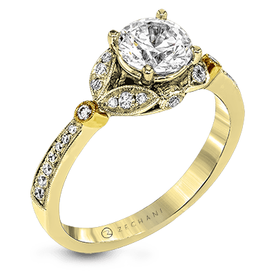 Engagement Ring in 14k Gold with Diamonds