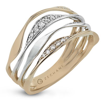 Right Hand Ring in 14k Gold with Diamonds