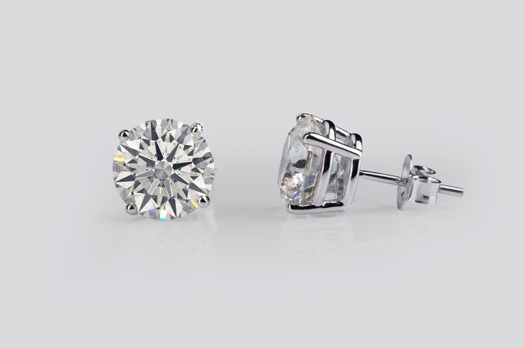 18K WHITE GOLDStuds Earrings