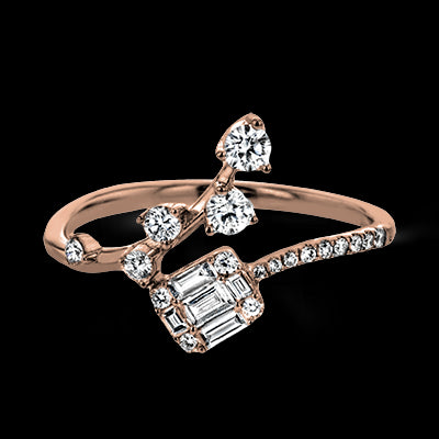 ZR2014 Right Hand Ring in 14k Gold with Diamonds