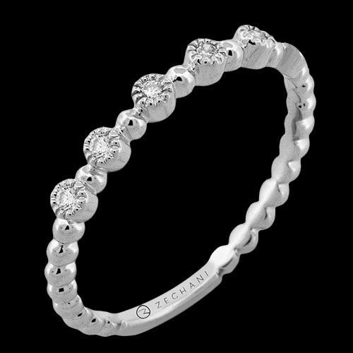 ZR2541 Right Hand Ring in 14k Gold with Diamonds