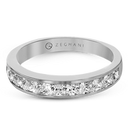 ZR33-B Anniversary Ring in 14k Gold